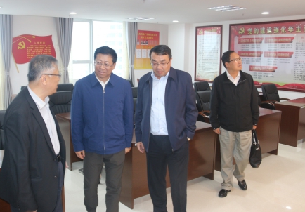 青海省副省長、省國資委黨委書記、主任王黎明，蒞臨省物產(chǎn)集團調(diào)研指導(dǎo)工作